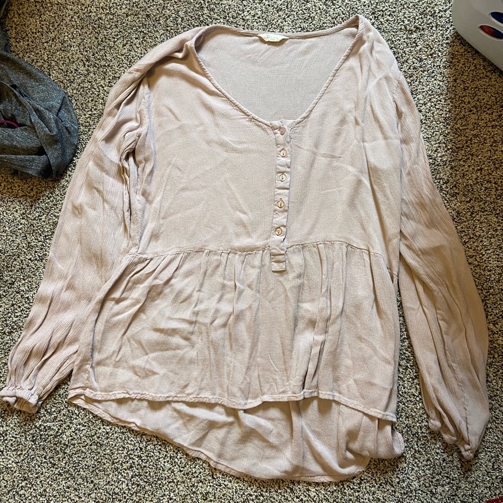 Flowy light pink blouse LIKE NEW